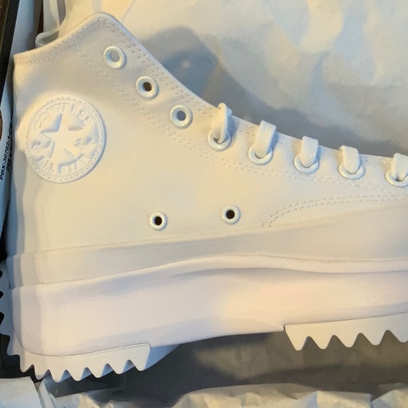 🚫SOLD 🚫Converse Run Star Hike Platform High Top - Picture 11 of 15